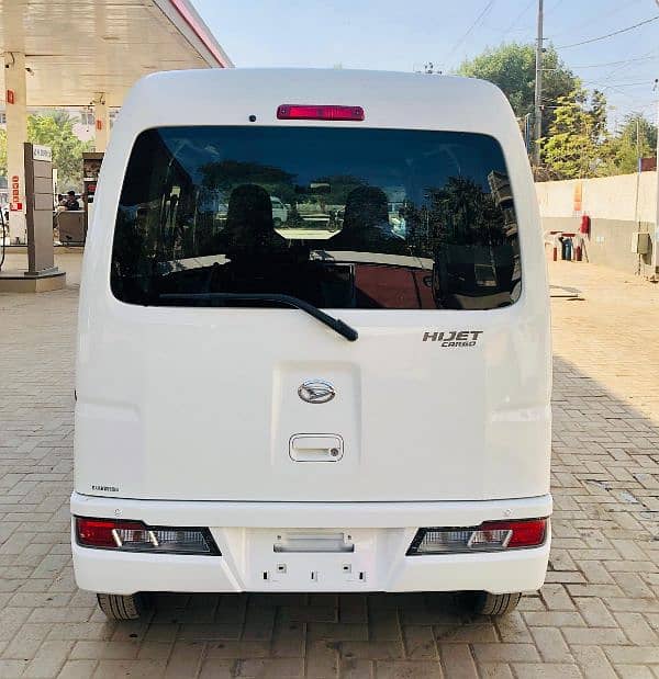 Daihatsu Hijet 2019 1