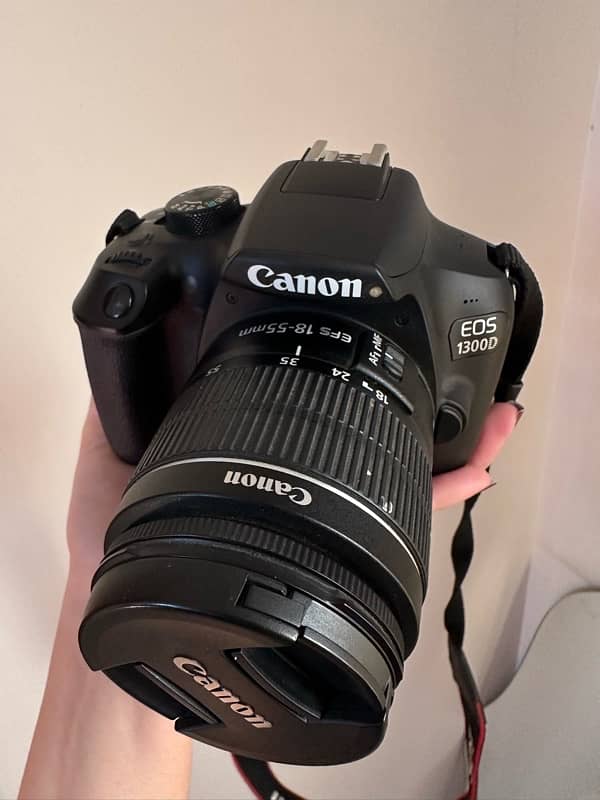 Canon EOS 1300D 11