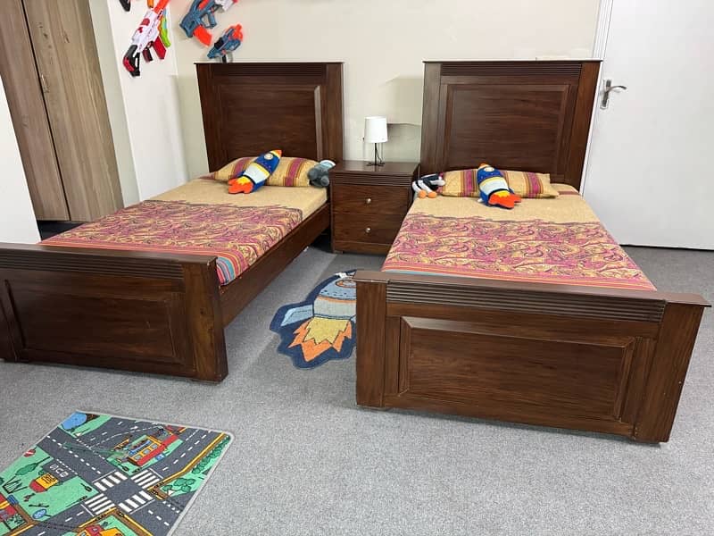 Single beds 3