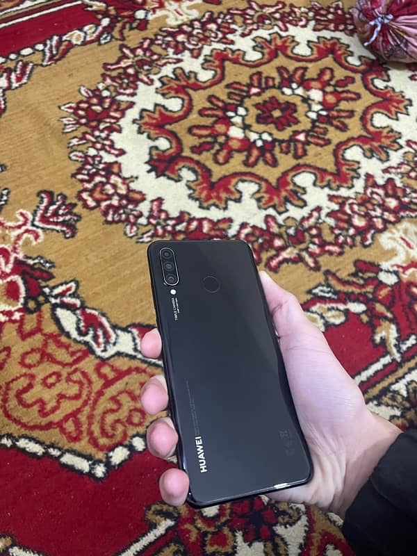 Huawei P30 Lite with box n charger 4