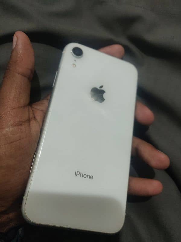 iphone xr 64gb 8