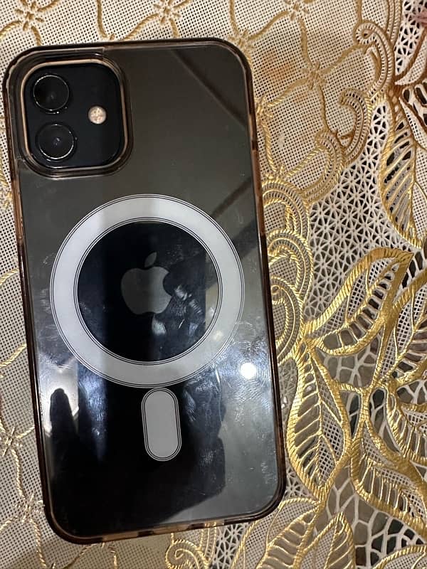 IPHONE 12  condition 10 / 9 0