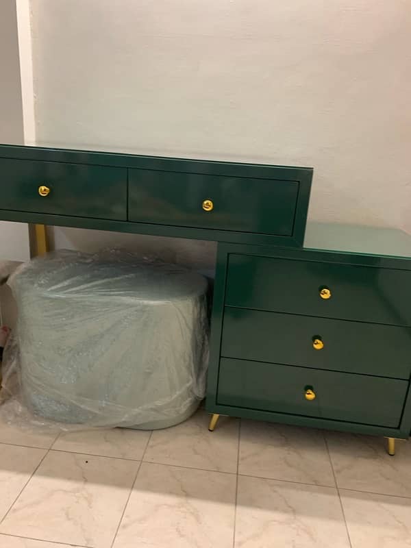 Dresser table, Dressing table, vanity with stool for bedroom 2