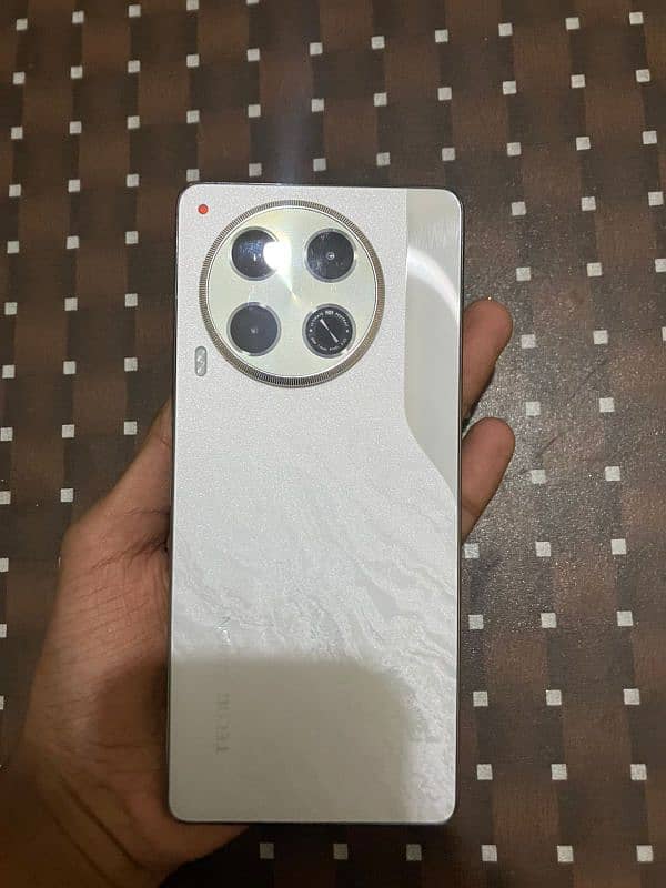 techno camon 30 8+8/256 0