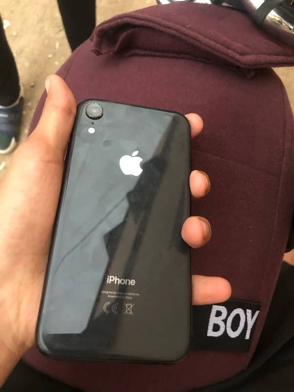 i am selling i phone xr non pta 0