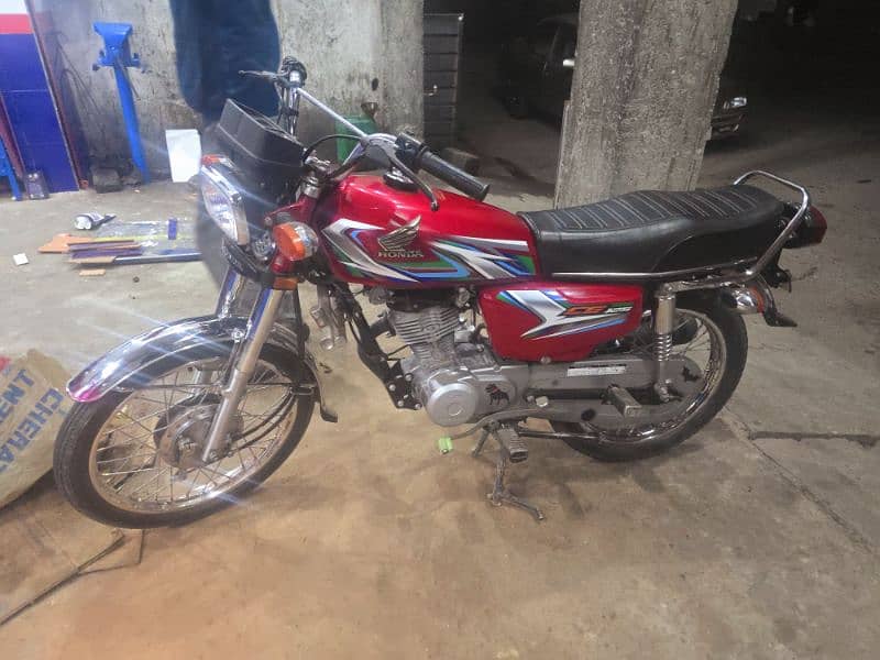 Honda 125 2023 model Lush condition 2