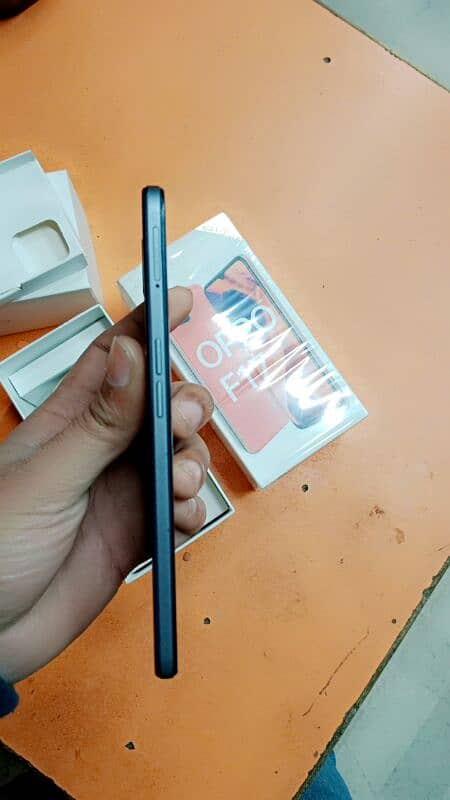 Oppo F17 pro 8gb 128gb all original with original box original charger 4