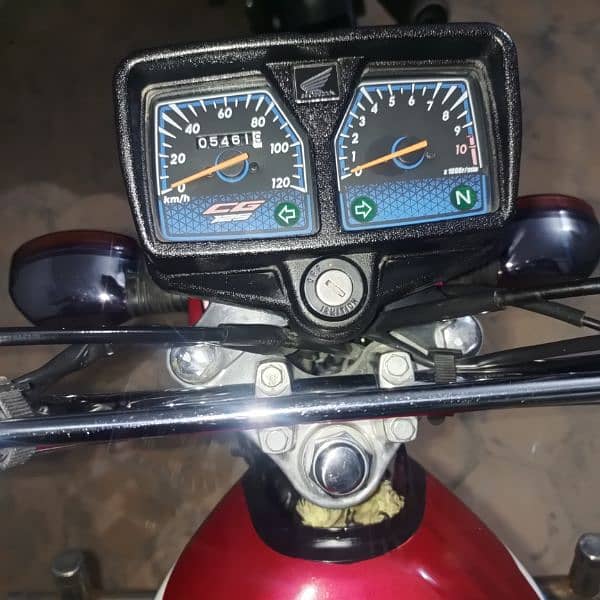 Honda CG 125 original condition all Punjab nomber lagaa hy 5