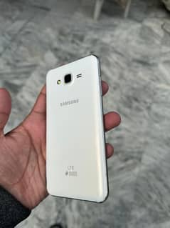 SAMSUNG J7 2015 with box