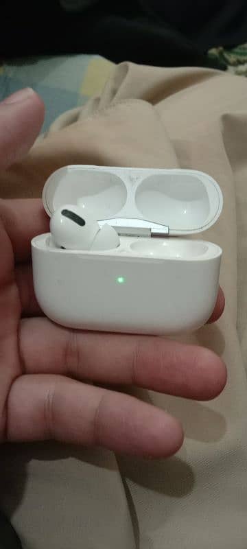 airpods pro 2nd gen original 1