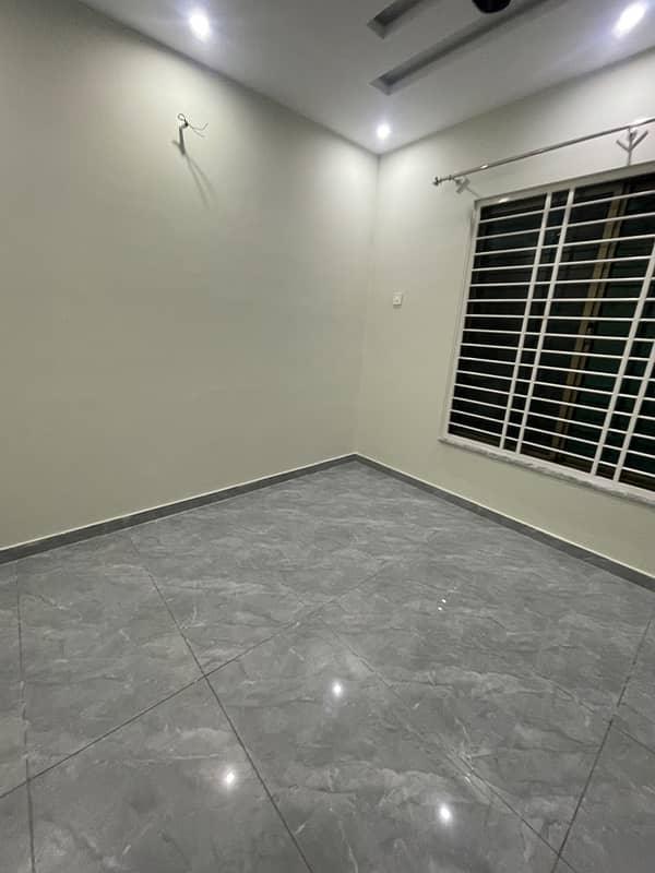 12 Marla Upper Portion For Rent In Media Town 2