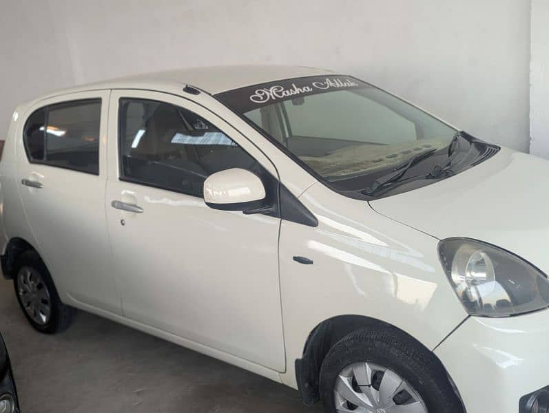 Daihatsu Mira 2014 1