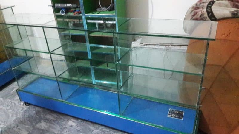 countr for sell 3 pic 6 . . . 5. . . 4 feet  12 mm glass lugahan 0