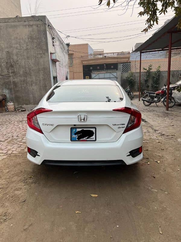 Honda Civic Oriel 2018 5