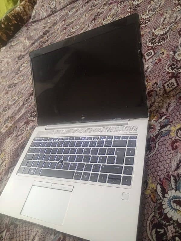 HP Elitebook 840 G5 10/10 8GB /128GB 3