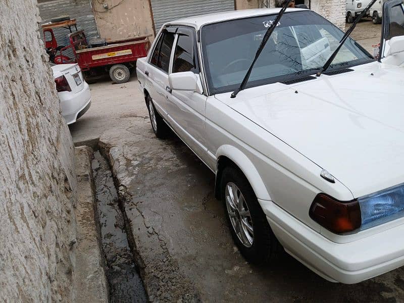 Nissan Sunny 1989 10