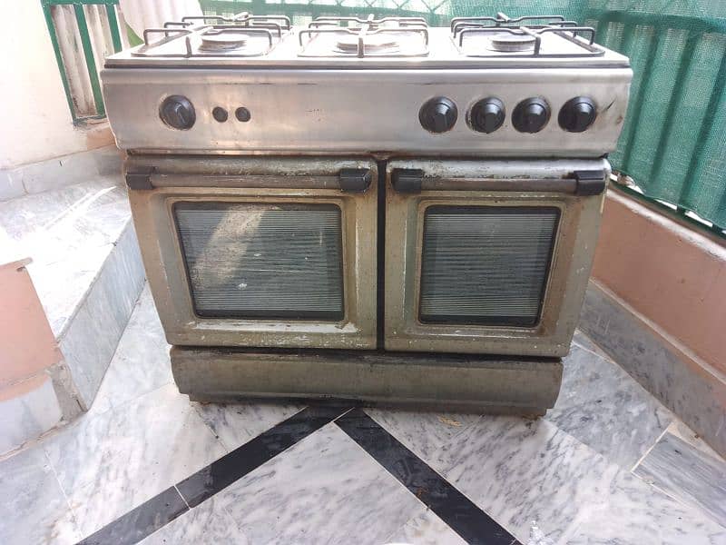 cooking Range For sale in good condition 2