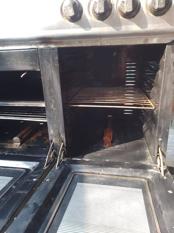 cooking Range For sale in good condition 5