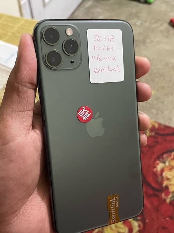 IPhone 12 Factory unlock & 11 Pro Max 64 GB 1