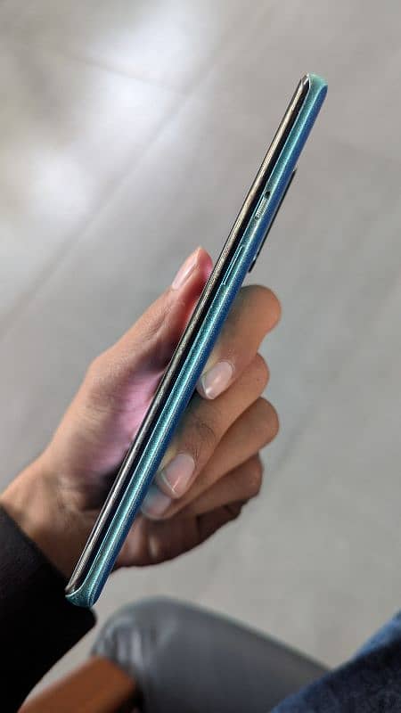 OnePlus 8 Pro | 12gb 256gb | Mint Condition | With box and charger 4