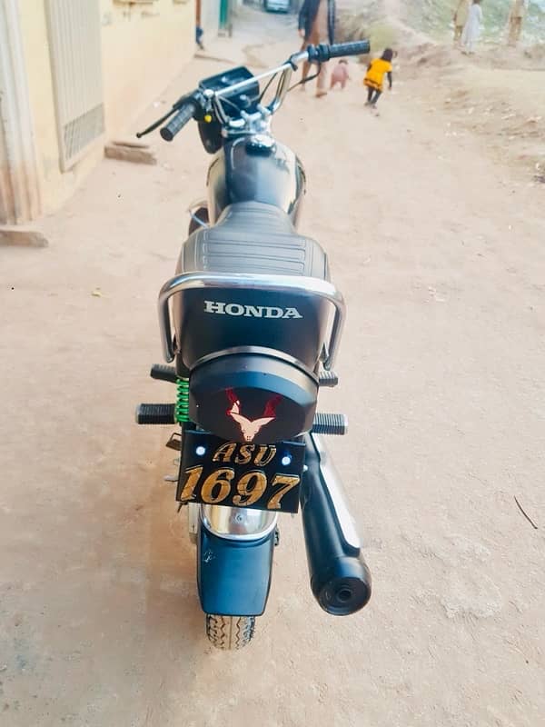 Honda 125 2023 Model 6