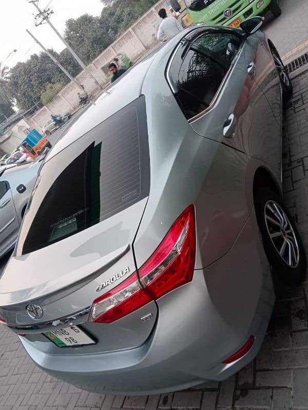 Toyota Corolla GLI 2015 4