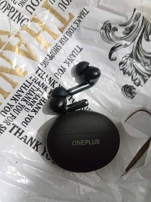 oneplus buds pro 3 2