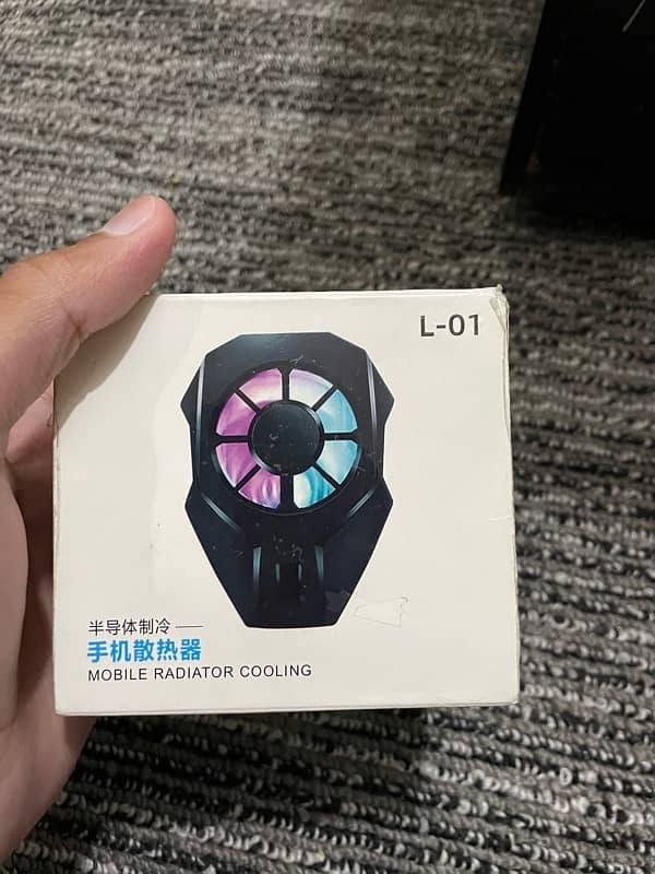 Memo L01 cooling fan for mobile phone 1