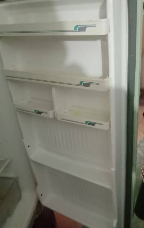 Refrigerator 1