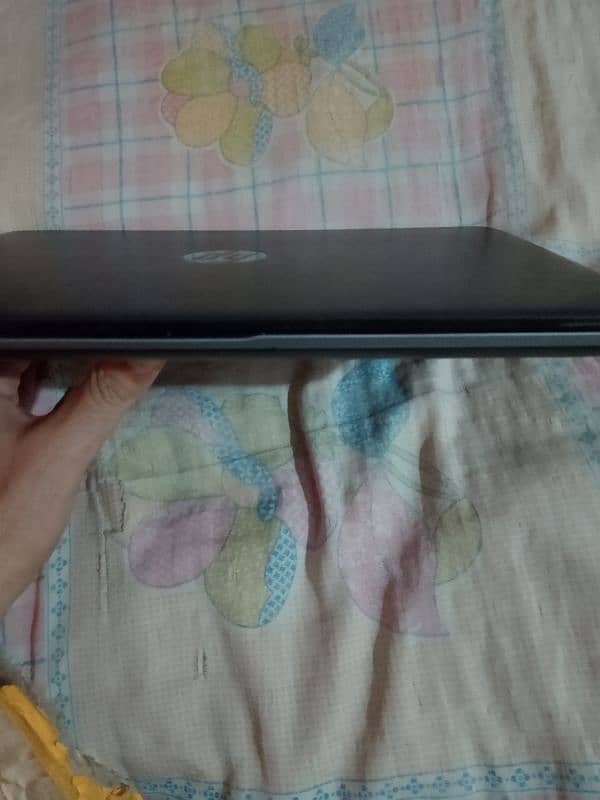 HP Elite Book 840 G2 3