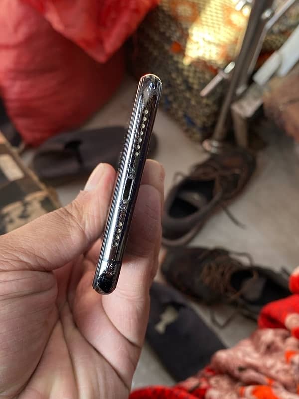 iphone xs max 256gb pta 2