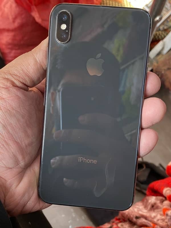 iphone xs max 256gb pta 4