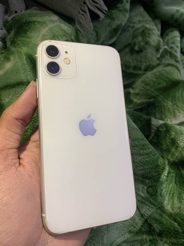 I phone 11 white colour 10/10 condition non pta 2