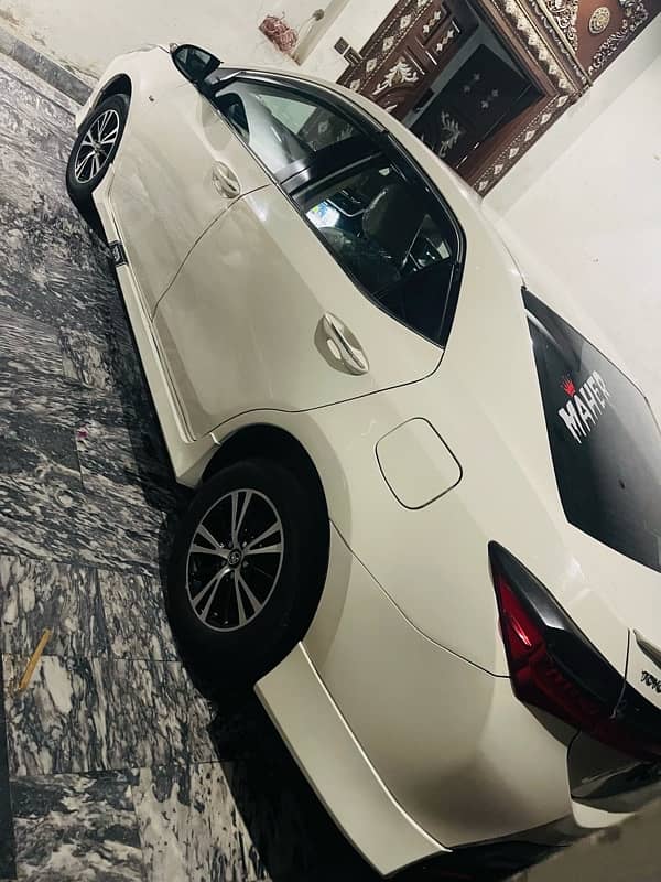 toyota corolla gli 2018 4