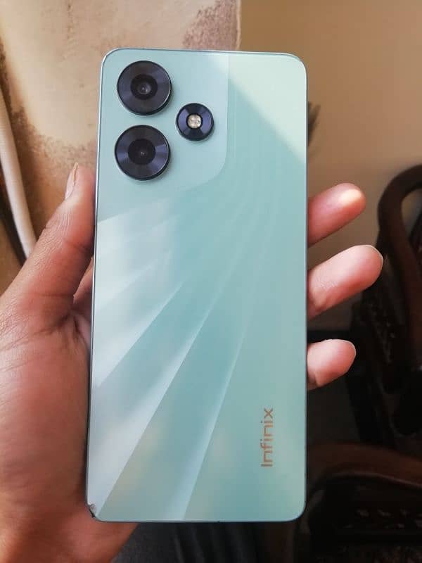 INFINIX HOT 30 0