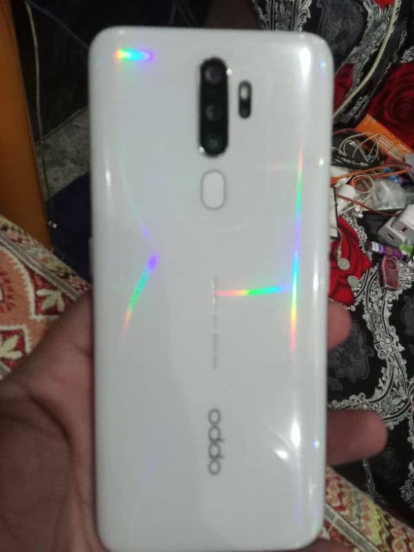 Samsung c7 and oppo A5 20/20 2 mobel sell karny hai 3