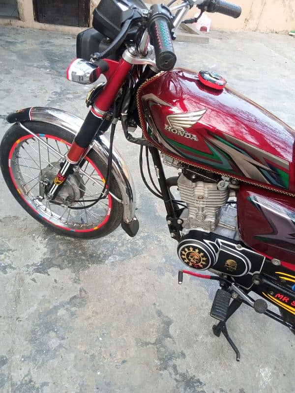 Honda 125 Model 2023 urgent sale 0