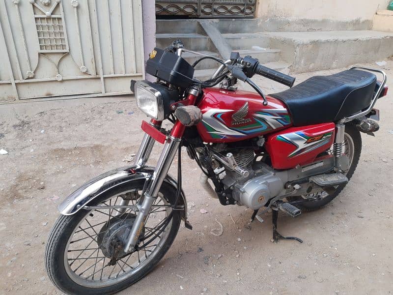 HONDA 2023 NUT TO NUT geniune only serious buyer contact kare 3