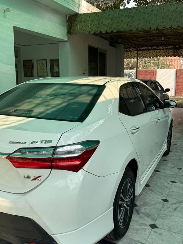 Toyota Corolla Altis X Grande 2022 1