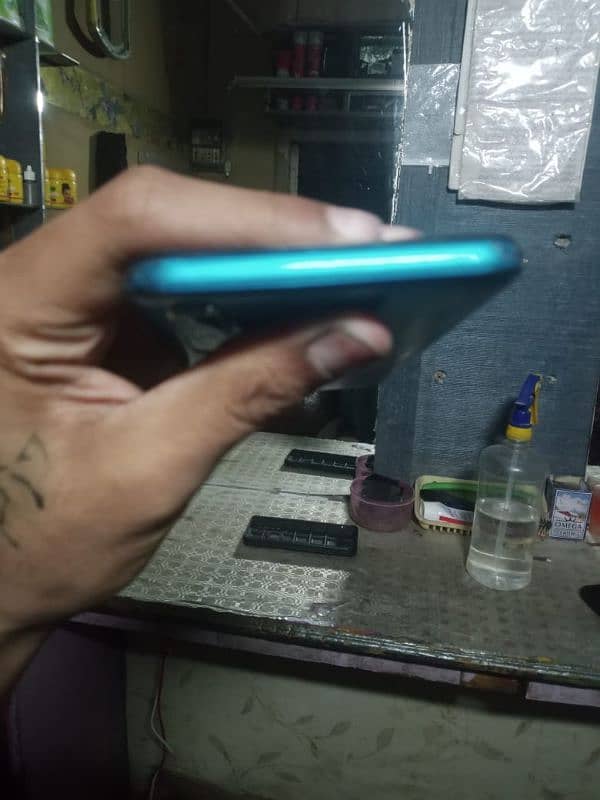 realme 5i 5