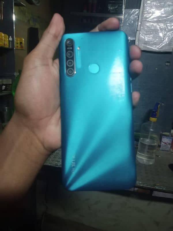 realme 5i 6