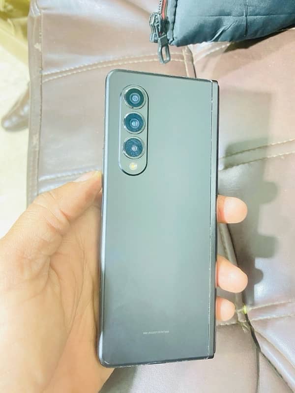 Samsung Galaxy Z fold 3 non pta 7