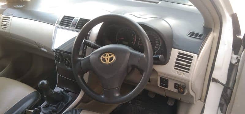 Toyota Corolla XLI 2011 4