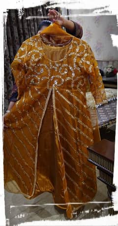 Good looking 10/10 Tissue dress for sale in reasonable price