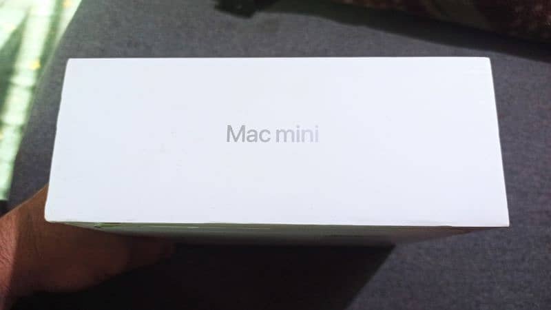 Mac mini m2 box pack 1