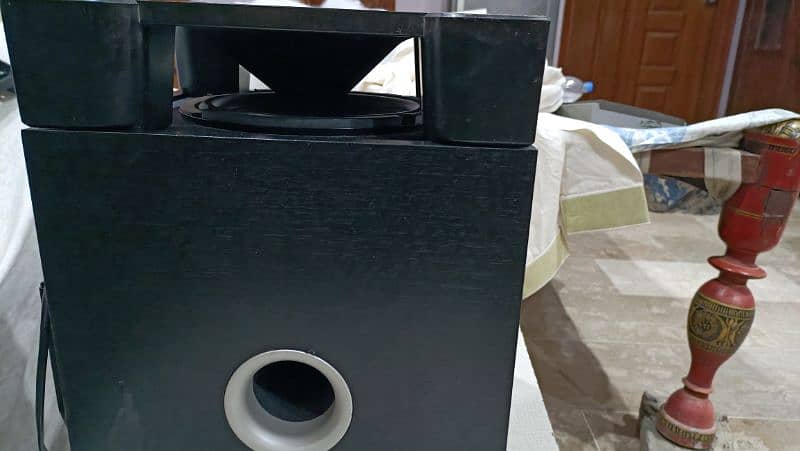 Yamaha YST-SW215 imported Subwoofer (used )Good condition 1