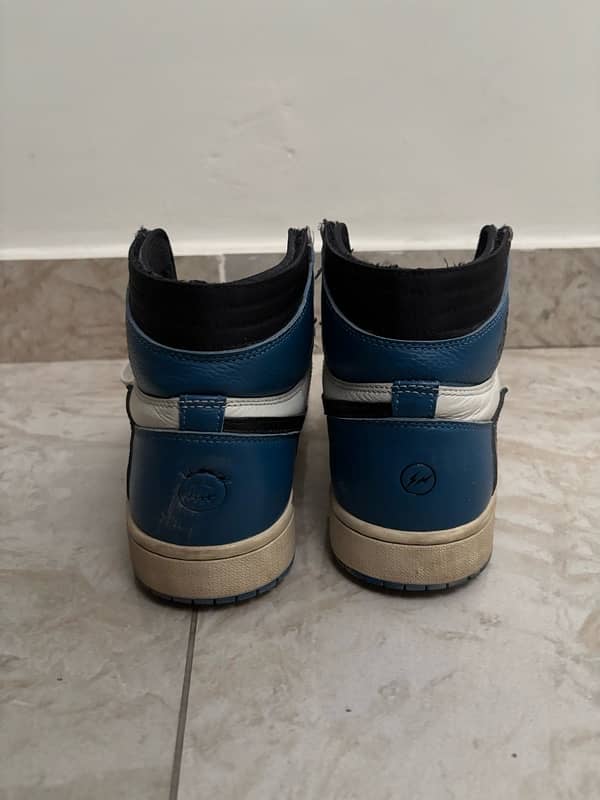 Air Jordan 1 Tracis Scott x Fragment 1