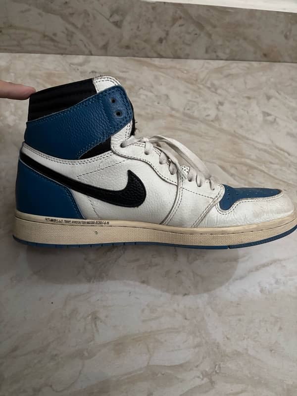 Air Jordan 1 Tracis Scott x Fragment 3