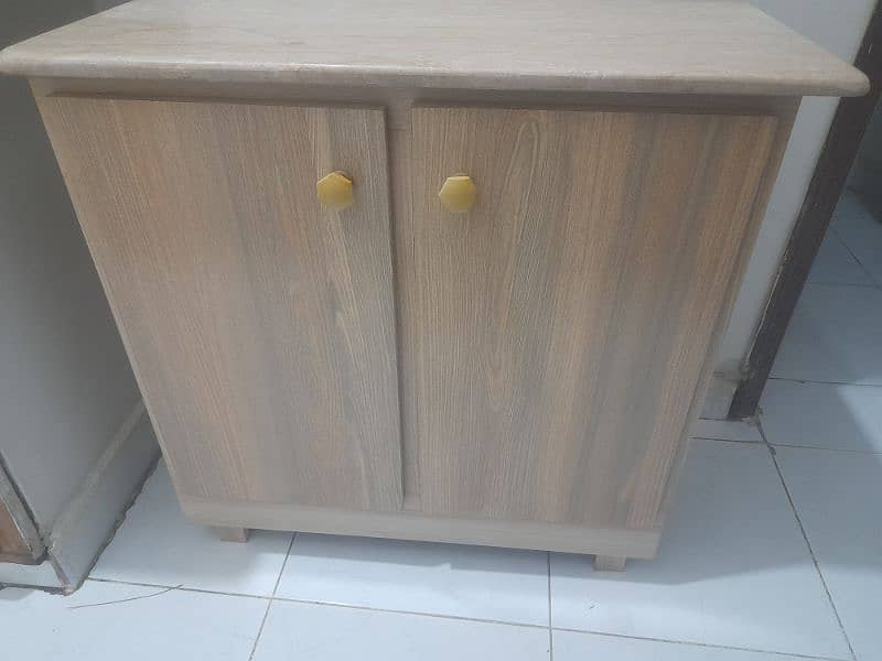 Kitchen cabinet for Sale 0