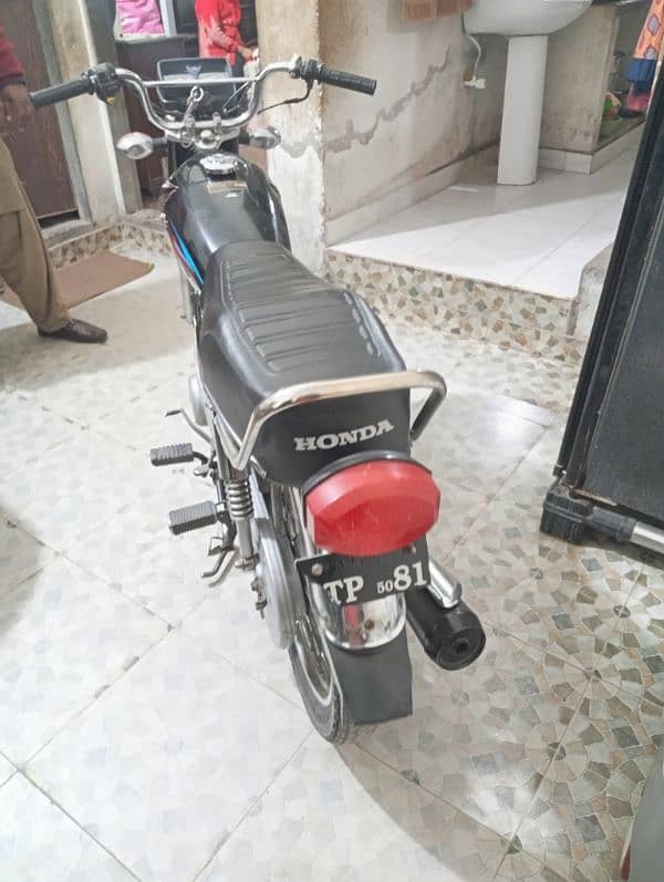 Honda CG 125 2015 MODEL FOR SALE IN GOOD CONDITION 1